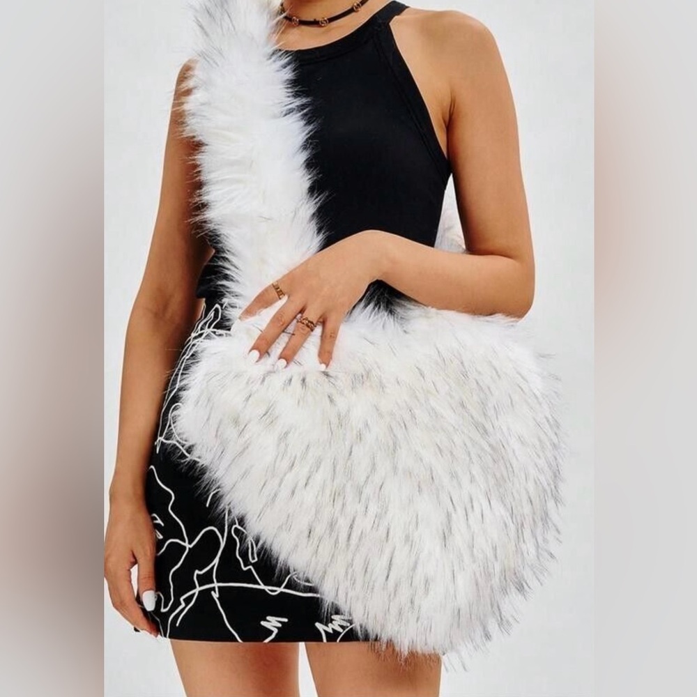 ♥️ Turquoise Heart Bag ♥️